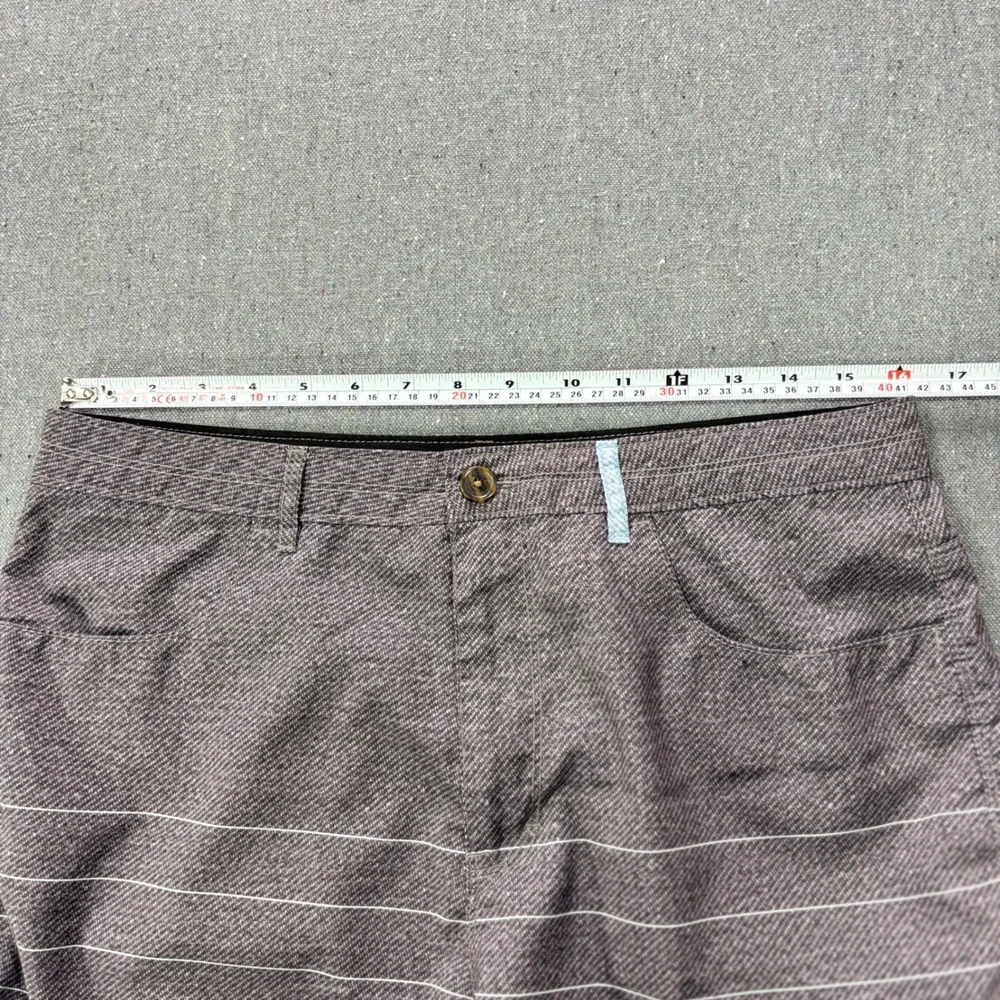 Reef Hybrid Board Shorts Mens Size 32 Grey Striped Walk Shorts Casual Surf